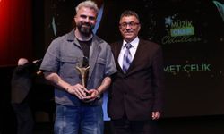 Nazillili Çelik’ten rap müziğe damga vuran ödül