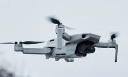 Drone ile 'pes' dedirten ahlaksızlık! Polis şüphelenip havada vurunca ortaya çıkarıldı