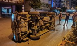 Aydın’da alkollü sürücü kaza yaptı: Minibüs yan yattı