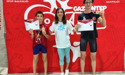 Aydınlı iki gençten şampiyonluklarla dolu performans