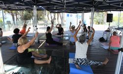Kuşadası’nda dünya yoga günü kutlandı