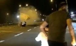 Otoyolda büyük mucize! Taklalar atan araçtan yola fırlayan çocuk kalkıp yürüdü