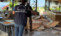 Restoranın tavanı müşterilerin üzerine çöktü! Yemek yerken dehşeti yaşayıp hastaneye kaldırıldılar