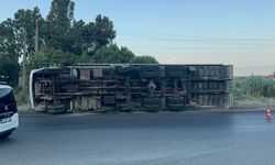 Söke’de korkutan kaza! Kamyon seyir halindeyken devrildi