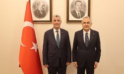 AK Partili Savaş’tan Ticaret Bakanı Bolat’a ziyaret! Aydın’daki yatırımlar değerlendirildi