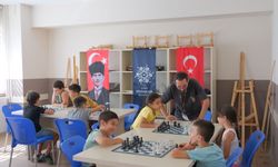 Aydın’da çocuklar satrançla düşünmeyi öğreniyor
