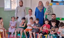 Efeler’de yaz Kur’an kursu öğrencilerine dondurma ikramı