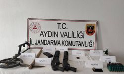 Köşk’te icra baskınında uyuşturucu ve av tüfeği ele geçirildi