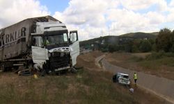 Jandarma’ya TIR çarptı! 4 yaralı