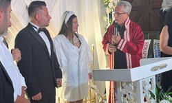 Nazilli’de görkemli nikah! Gülseren ve Eray ömür boyu mutluluğa “evet” dedi
