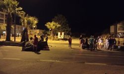 Kuşadası'nda feci kaza! Araba ters döndü