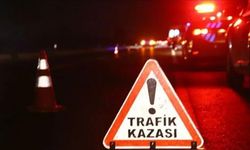 İki otomobil çarpıştı! 9 kişi yaralandı