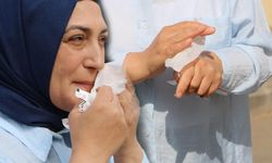Kullandığı ıslak mendil ehliyetinden etti! Ağzına alkol sürmeyen kadına polis noktasında büyük şok