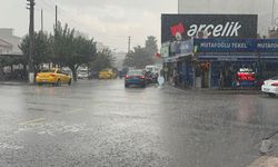 Söke’de sağanak yağış yaşamı olumsuz etkiledi! Trafikte zor anlar yaşandı