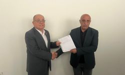 Başkan Saatçı mazbatasını aldı