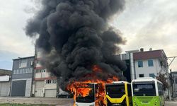 Belediye otobüsleri yangında kullanılamaz hale geldi