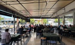 Aydın’ın en büyük kahvehanesi aile geleneğini yaşatıyor