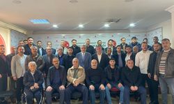 MHP Aydın teşkilatı büyüyor: Başkan Alıcık, yeni üyelere rozetlerini takdim etti