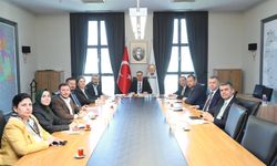 Özmen, bölge toplantısına katıldı