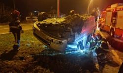 Takla atan araç hurdaya döndü! Yaralı sürücü hastaneye kaldırıldı
