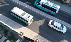 Trafikte pes dedirten görüntü! Dolmuş şoförü 200 metre ters yönde gitti