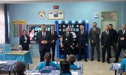 Aydın’da karne sevinci: Vali Canbolat minik öğrencilerle bir arada