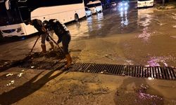 Kuşadası'nda ekipler teyakkuza geçti: Metrekareye 110 litre yağış düştü