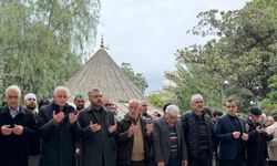 Akyüzlü son yolculuğuna uğurlandı: AK Partili Özmen cenazeye katıldı