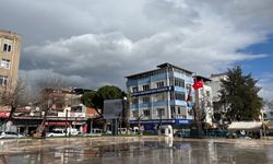 Köşk'ün köstebek yolları vatandaşı bezdirdi! Başkan Baş Nuri Güler'i çalışmaya davet etti