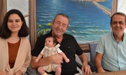 Kuşadası'nda yürekleri ferahlatan gelişme: Teoman bebek ilacına kavuştu