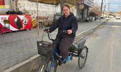 Üç tekerlek üzerinde hayat: İnat etti, bir saatte öğrendi