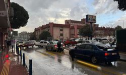 Meteoroloji ‘Sarı kod’ ile uyarmıştı! Aydın’da sabah saatlerinden itibaren sağanak yağış başladı