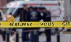 Otobüs durağında başından vurulan genç kadın hayatını kaybetti