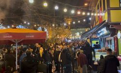 Sahur vakti metrelerce kuyruk oluştu: Meydan hıncahınç doldu
