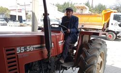 21 yıllık hasret sona erdi: Traktörüne kavuştu