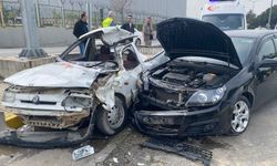 Fren yerine gaza bastı! Feci kazada 1 kişi hayatını kaybetti