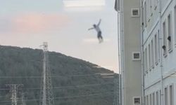 Öğrenci yurdunda feci olay! Camdan atlayan genç öğrenci hayatını kaybetti