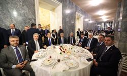 AK Parti Aydın vekillerinden birlik mesajı: Cumhurbaşkanı Erdoğan milletvekilleriyle buluştu
