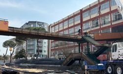 Aydın’daki 42 yıllık üst geçit kaldırıldı