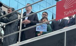 CHP'li Ömer Günel'in oğlundan mitingte babasına destek! “Babama özgürlük”
