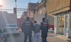 Aydın’da aranan hükümlüye jandarma kıskacı! 6 yıl hapsi bulunuyordu