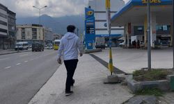 Benzinlik çalışanı müşterileri kahkahaya boğdu! Patronu tazminatsız işten attı