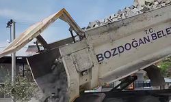 Bozdoğan’da okullara önemli destek! Temizlikten sonra parke taşı desteği de veriliyor