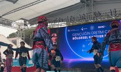 EGEKAF'ta Angolalı öğrenci zeybek gösterisiyle Aydın’ı büyüledi