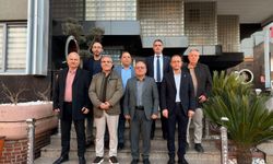 Galip Özel’den "transfer" iddialarına son nokta! "Partimde görevimin başındayım"