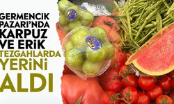 Germencik Pazarı’nda karpuz ve erik tezgahlarda yerini aldı