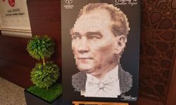 Germencik’te çocuklar Atatürk portresi oluşturdu: 500 çocukla 3 bin 600 adet kare çekildi