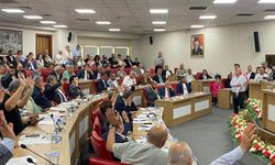 Büyükşehir Meclisi’nde gergin anlar! Park yetkisi tansiyonu yükseltti