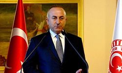 Eski bakan Mevlüt Çavuşoğlu’nun kardeşi silahla vuruldu!