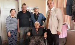 İncirliova Belediyesi’nden anlamlı destek: 83 yaşındaki Şimşir’e tekerlekli sandalye verildi